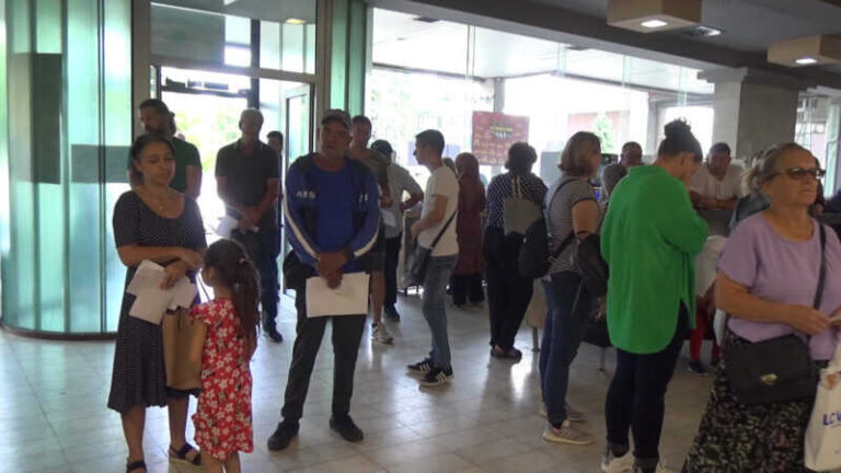 KORISNO JE ZNATI: Evo ko ostvaruje pravo na besplatnu ovjeru dokumenata