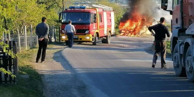 Nevjerovatno herojstvo Semira: Spasio sigurne smrti dvije osobe iz zapaljenog automobila