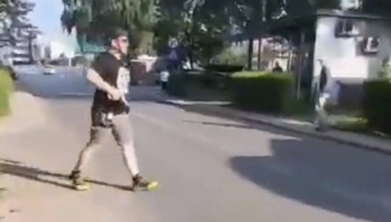 Zeničanin odranije poznat policiji: Pogledajte kako granični policajac Emir Škaljo zlostavlja građane! (VIDEO)
