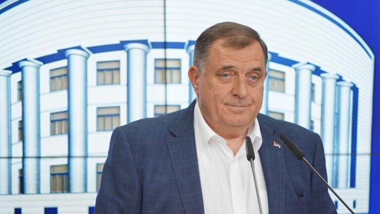 Sud vratio na doradu optužnicu protiv Milorada Dodika