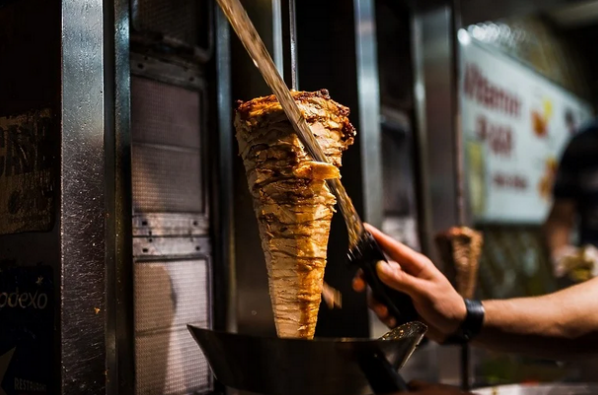 Ovo meso učinilo je kebab opasnim, iz Austrije se širi val salmonele