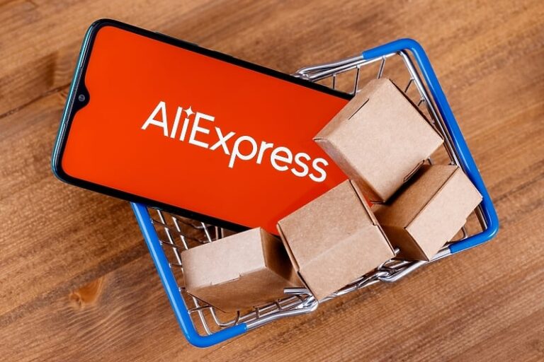 Građani tvrde da je znatno poskupjela poštarina za proizvode s AliExpressa, evo šta kažu u UIO