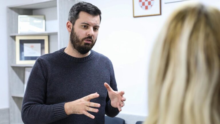 Mate Rimac investirao u kompaniju privrednika koji mu je pomogao prije pet godina