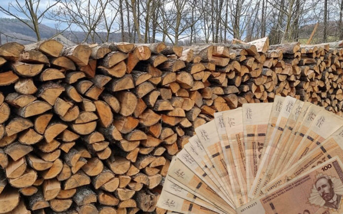 Metar iscijepanih drva 130 maraka, a peleta 530 po toni