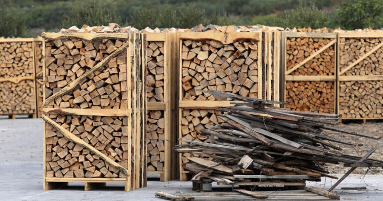 Kupovina ogrjeva: Koliko će ove zime koštati drva, ugalj, pelet…