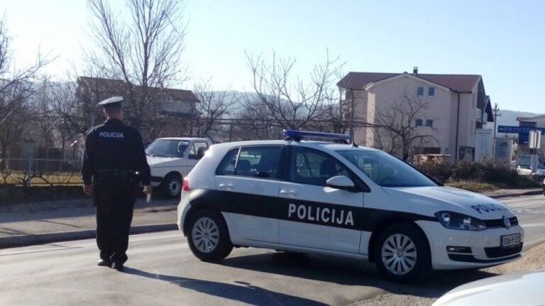 TEŠKA NESREĆA U BIH: Poginuo vozač Golfa