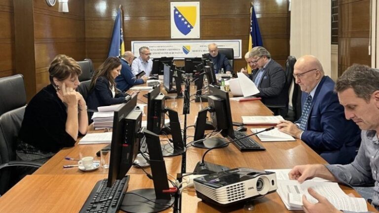 Izmjene Izbornog zakona: Ključ izbora i smjena članova CIK-a predaje se u ruke državnih delegata