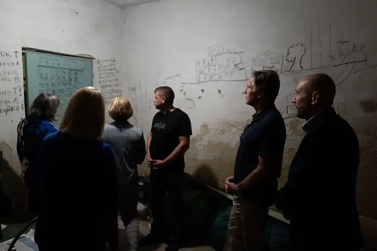 Ukrajinci proveli Blinkena kroz “školu strave”: Ruska vojska u podrumu držala 127 građana