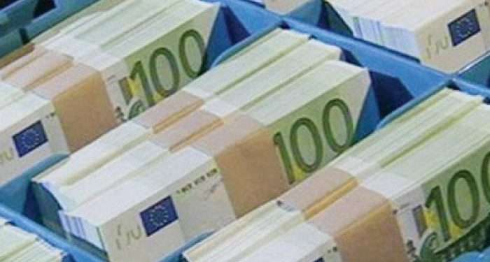 Koliko plata ili godina vam je potrebno da zaradite svoj prvi milion eura?