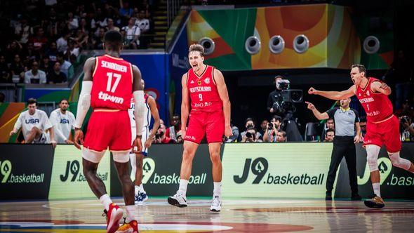 Završnica za srčani udar u Manili: Nijemci šokirali Amerikance za finale Mundobasketa