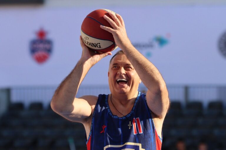 Dodik zaigrao košarku kao kapiten Igokee, postigao i koš: ‘Četiri godine nisam dirnuo loptu’