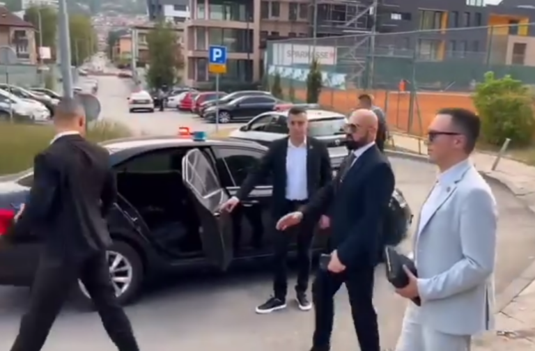 OVAKO SE ČUVA MINISTAR: Pogledajte pratnju Rame Isaka, policija, rotacije… (VIDEO)