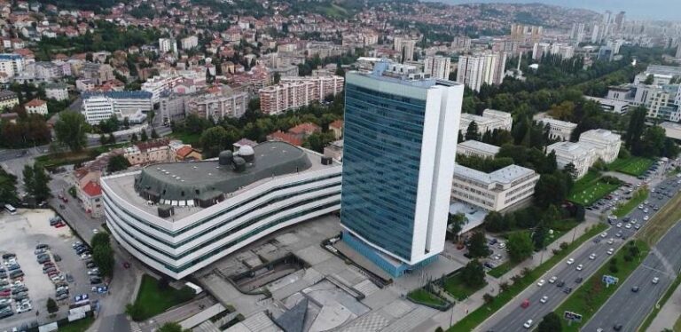 Pokloni, ručkovi: Institucije BiH na usluge reprezentacije potrošile 2,2 miliona KM