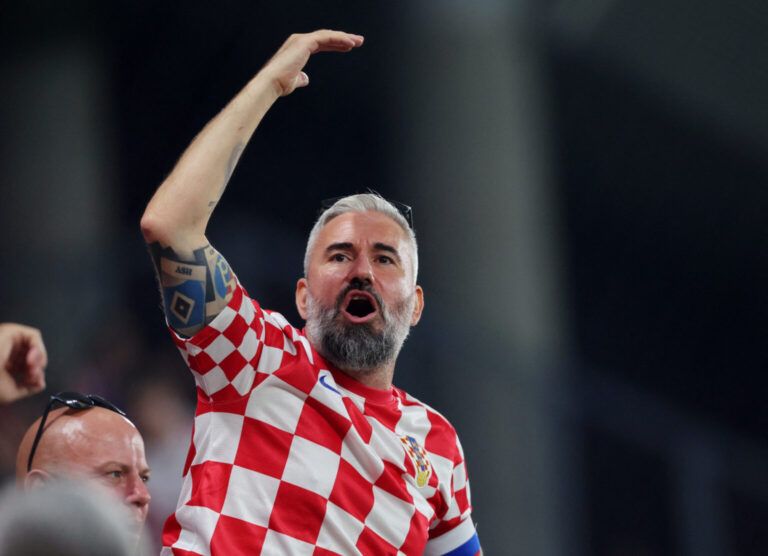 Hrvati protiv Turske pjevali ustaške pjesme, čeka ih oštra kazna?