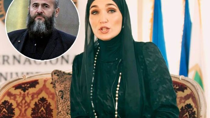 OVO SU KĆERKE MUFTIJE ZUKORLIĆA, MINJA I AJŠA: Došle da pruže podršku bivšoj ženi poznatog pjevača