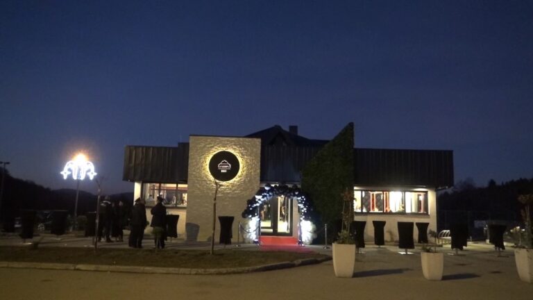 Renomiranom restoranu “960” potrebni konobari