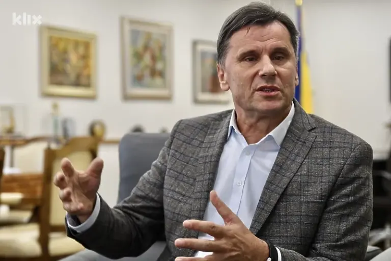 Novi generalni sekretar SDA bi mogao biti Fadil Novalić, a Džaferović bi onda mogao među potpredsjednike