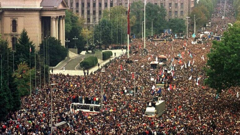 Peti oktobar: 23 godine od svrgavanja režima balkanskog kasapina Slobodana Miloševića