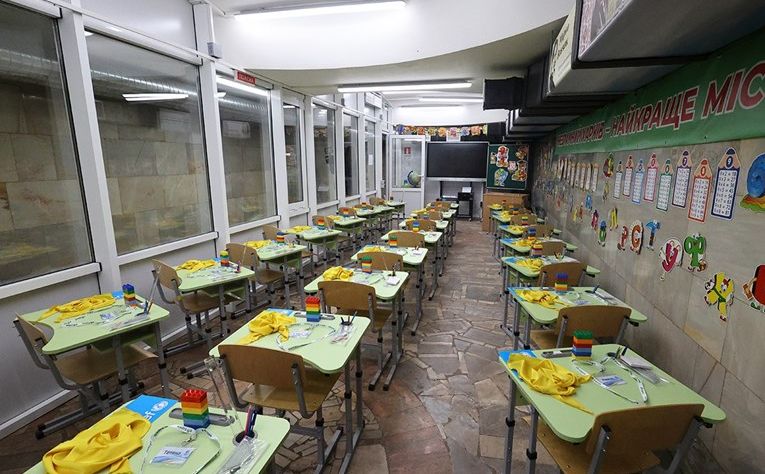 Ukrajinci sada uče na stanicama podzemne željeznice, ali uskoro će u prvoj – podzemnoj školi