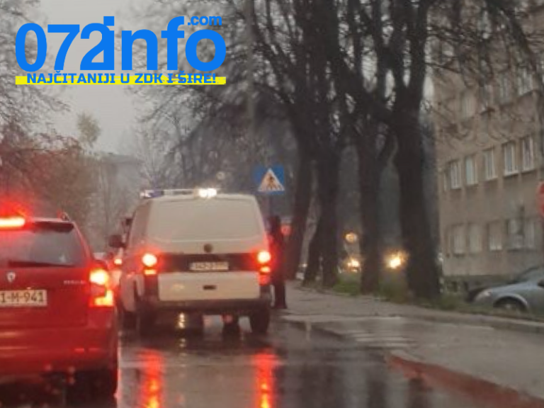 NESREĆA U ZENICI: Žena Fordom udarila pješaka, teško povrijeđen