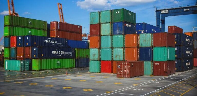 Što bi za BiH značilo zatvaranje Sueskog kanala