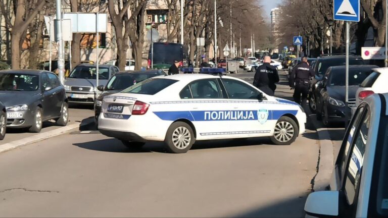 Užas: Muškarac (57) izgubio život kada ga je lift prignječio