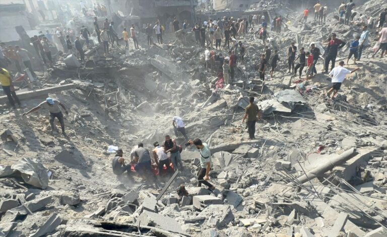 Neki su uspjeli napustiti Gazu, ali na šta su osuđeni oni koji ostaju?