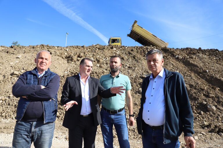 Gradonačelnik Kasumović obišao radove na izgradnji Olimpijskog bazena u Zenici