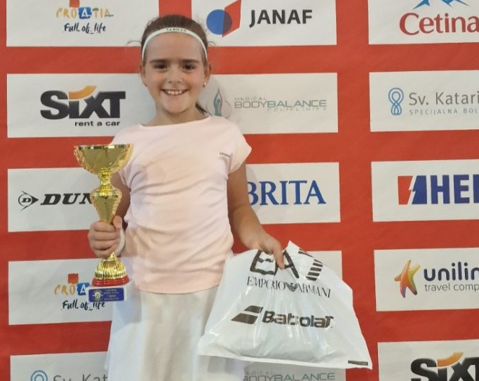 Devetogodišnja Ena Tabak iz Zenice osvojila dva velika turnira u Beogradu i Zagrebu
