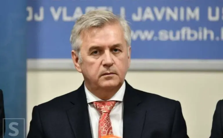 Hoće li doći do povećanja minimalnih plaća: Ovo je prijedlog poslodavaca za primanja radnika u FBiH u 2025.