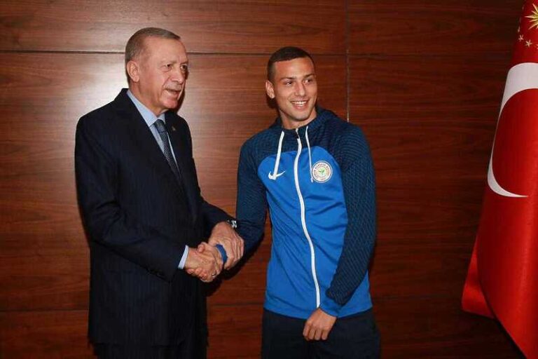 Veliki dan u životu Dala Varešanovića: Reprezentativac BiH upoznao Recepa Tayyipa Erdogana