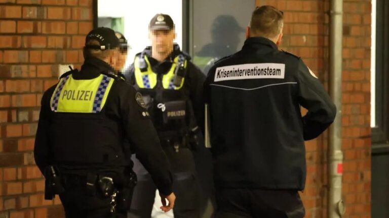 Djevojka otela bebu iz bolnice