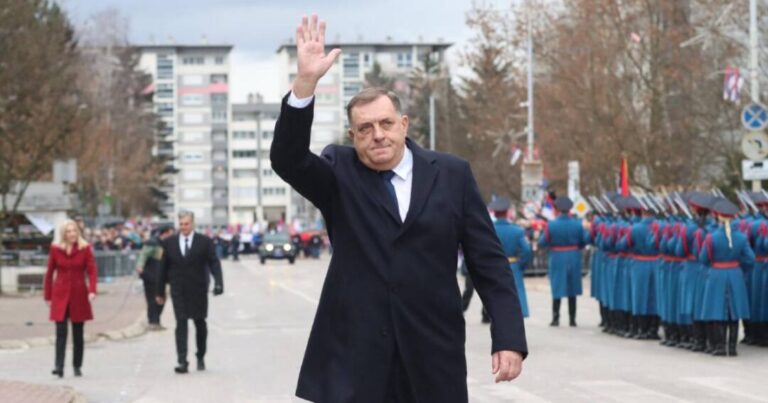 Za stvaranje emotivnog naboja – 50 bilborda, 20.000 sekundi na TV-u, web stranica…