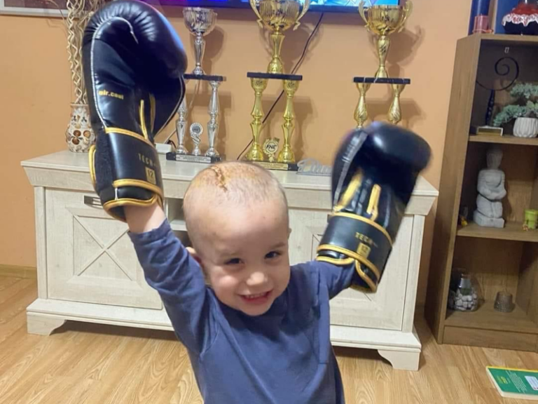 SVAKA ČAST: U Maglaju na sergiji prikupljeno 23.420 KM za liječenje malenog Omara