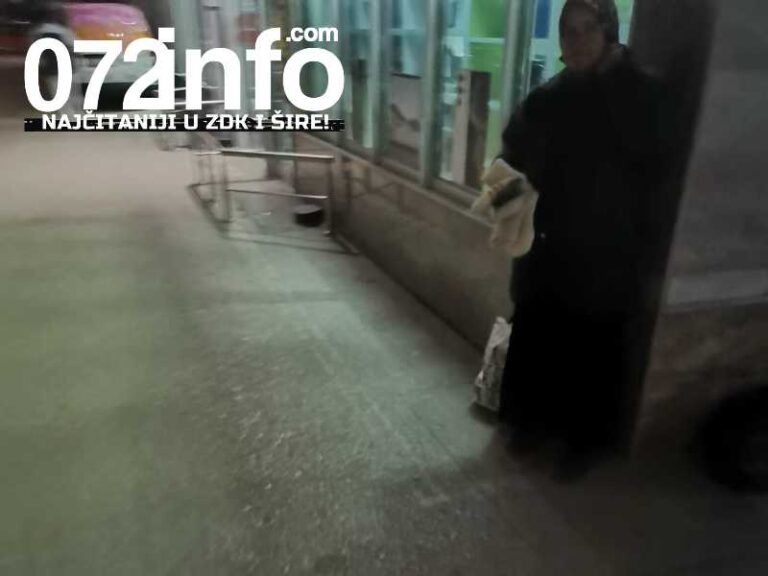 UPRKOS ZIMI: Nana stoji ispred tržnog centra i prodaje pape, pomozimo joj
