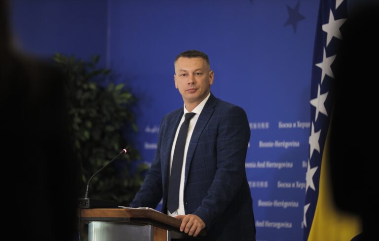 Nešić: Suđenje predsjedniku Srpske je suđenje BiH
