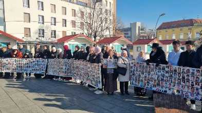 Majke Srebrenice se okupile u Tuzli: ‘Nikad nećemo odustati od traženja istine i pravde’
