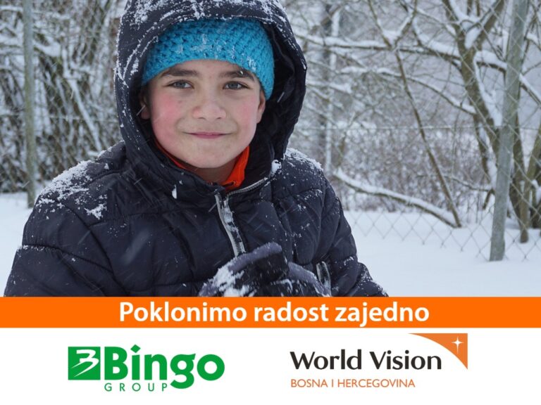 Poklonimo radost zajedno: Bingo i World Vision BiH daruju novogodišnje paketiće za 700 ranjive djece u BiH