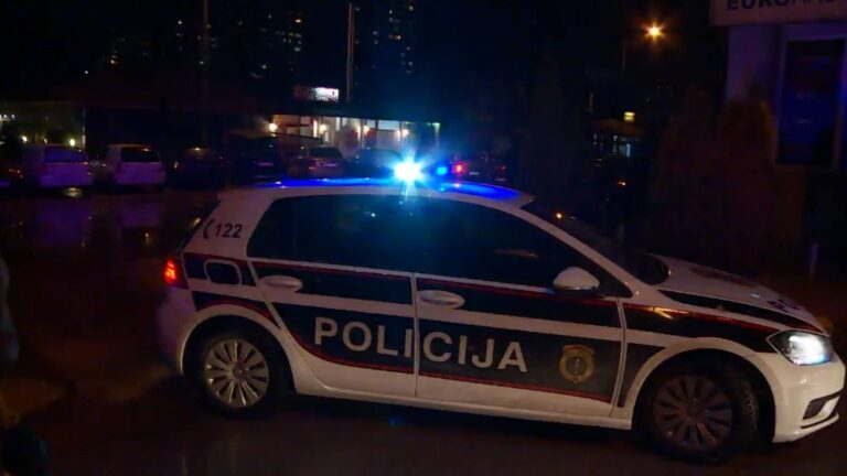 Snažna eksplozija uznemirila stanovnike: Oštećene dvije kuće, garaža i dva vozila