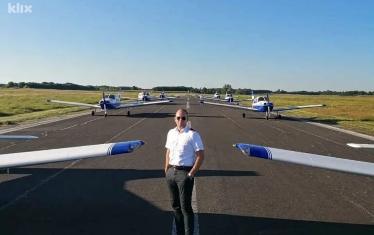 Rijad Sedić je mladi pilot koji živi svoj san u nebeskim visinama