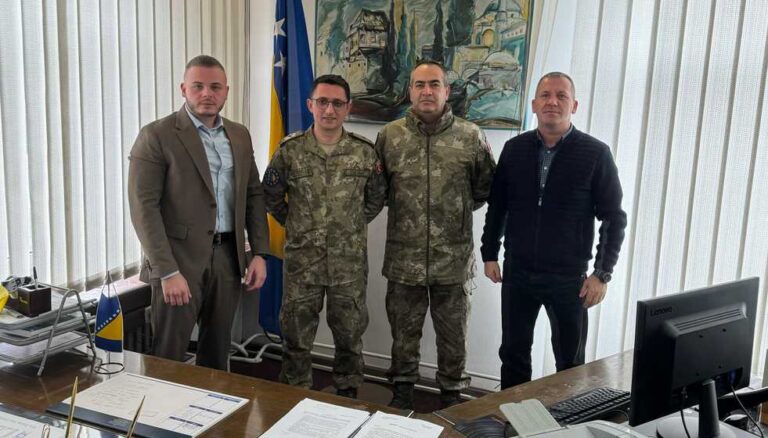 Delegacija EUFOR-a posjetila direktora KPZ Zenica Rusmira Isaka