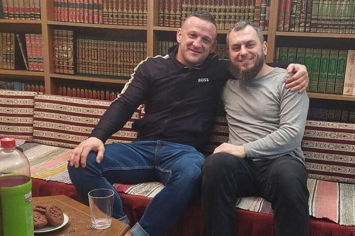 Fabjan otišao na kafu kod poznatog bh. hafiza Kur’ana, otkrio čime je psihički “ubio” Spahovića