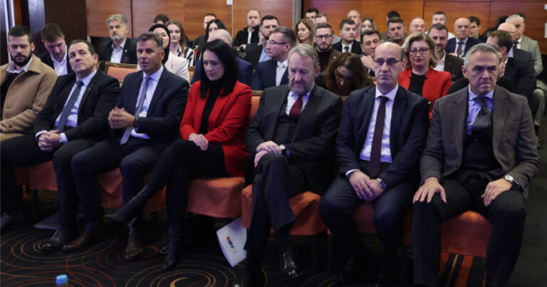 U SDA kažu da će u narednih 20 godina pripremati državu za ugodan život