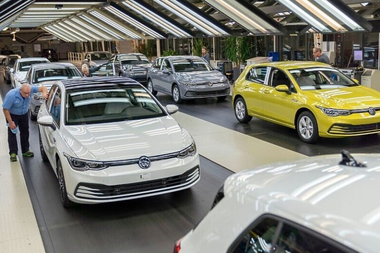 Umjesto otpuštanja, Volkswagen šalje dio radnika u prijevremenu penziju