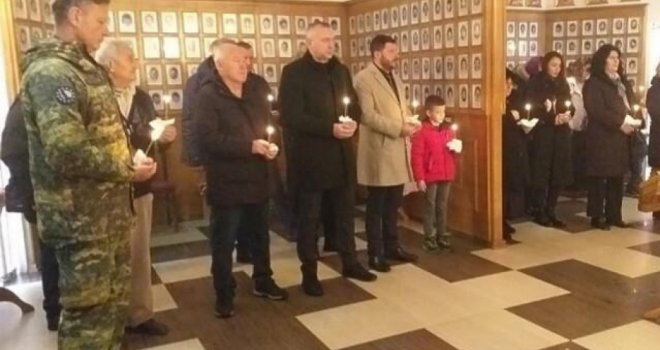 Skandalozno: Vojnik EUFOR-a prisustvovao obilježavanju neustavnog dana RS-a?!
