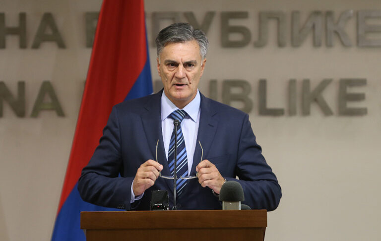 Ministar MUP-a RS zaprijetio: Nemojte nas tjerati da BiH vraćamo na fabrička podešavanja 