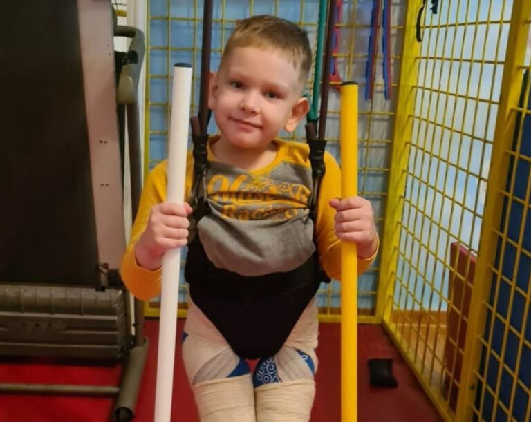 Pozivom na 17021 donirate 2 KM za naše oboljele mališane!