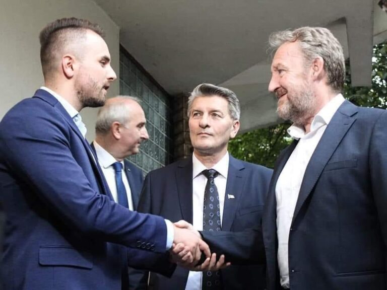 Ministar Čajić: Moj politički angažman je bio i biti će isključivo kroz organe SDA