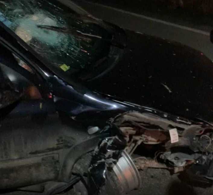 Teška nesreća u Busovači: 18-godišnjak se zabio u zid sa Golfom 2