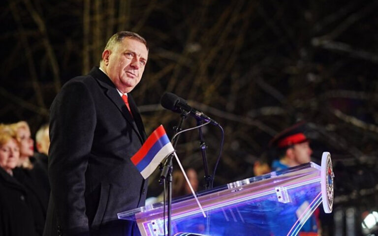 Polako se distanciraju od Milorada: Dodiku na 9. januar nisu došli ni Vučić, ni Orban, međunarodni gosti, Kinezi, ali ni Nešić